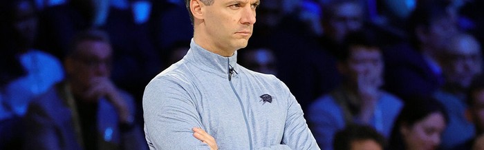 戴格诺特：当逆风而行时 要有强硬的心态继续竞争|俄克拉荷马雷霆队|马克-戴格诺特|卫冕冠军|nba|球队_新浪体育_新浪新闻